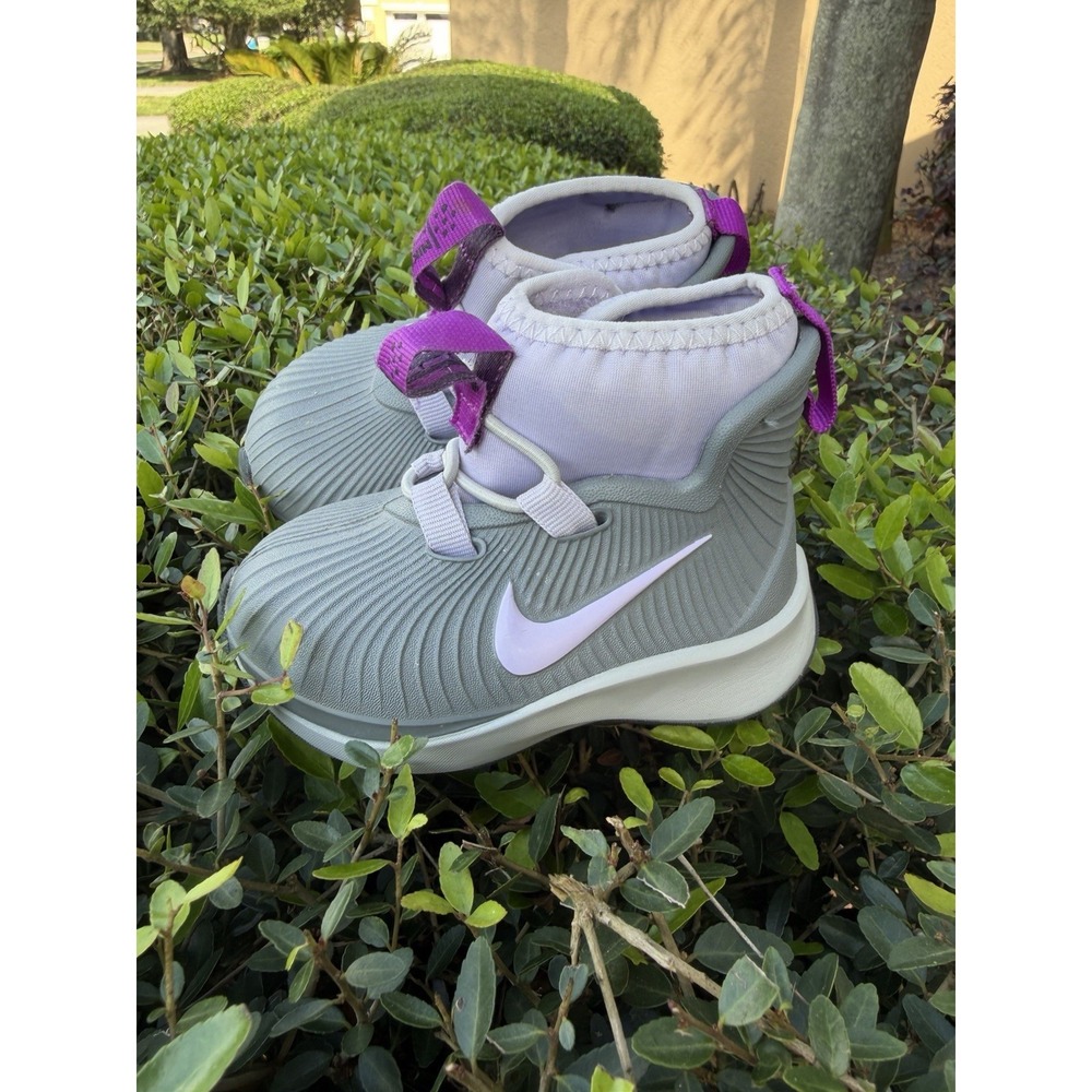Nike‎ Binzie Boot 'Smoke Grey Violet Frost Toddler 3C Waterproof Rain Boots